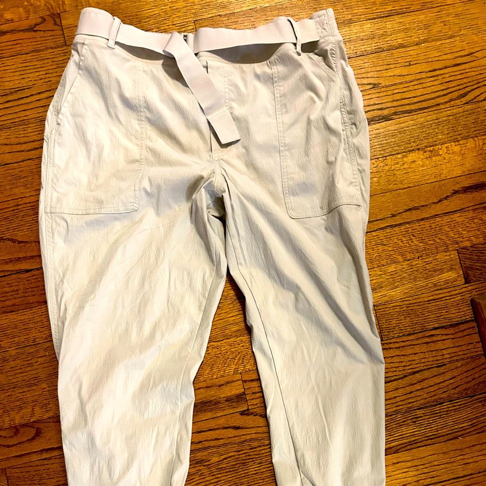 Athleta Trekkie Belted Ivory Track Pants